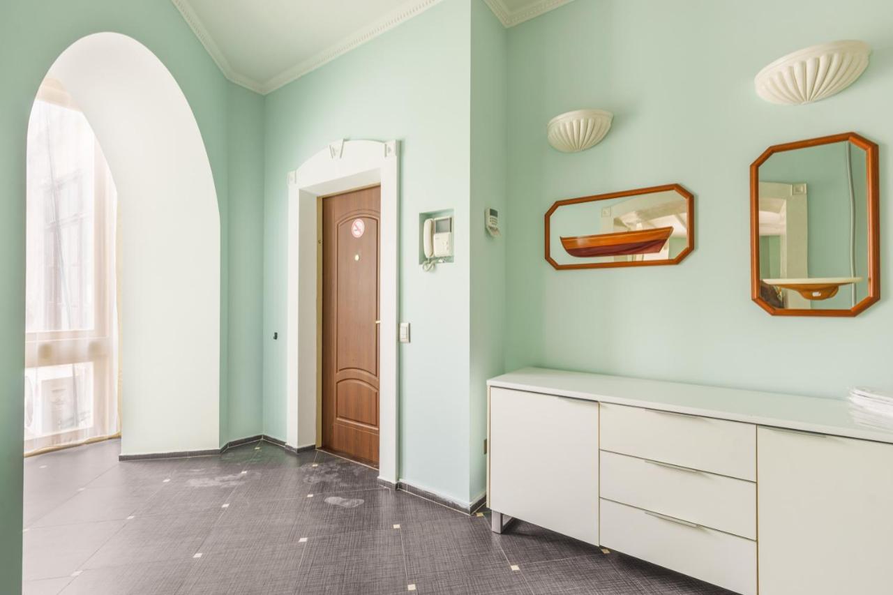 Deribasivska Cozy 4-Room Apartment Οδησσός Εξωτερικό φωτογραφία